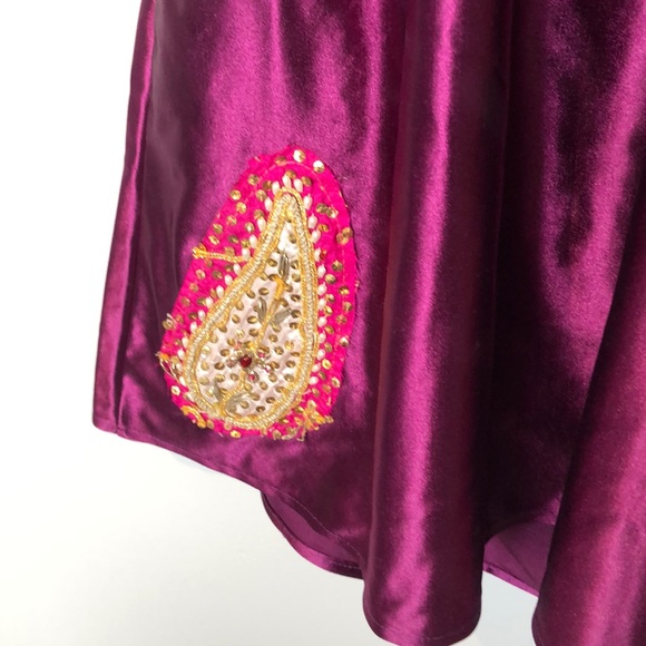 EUC BOUTIQUE KARMA HALTER APPLIQUÉ - Picture 4 of 4